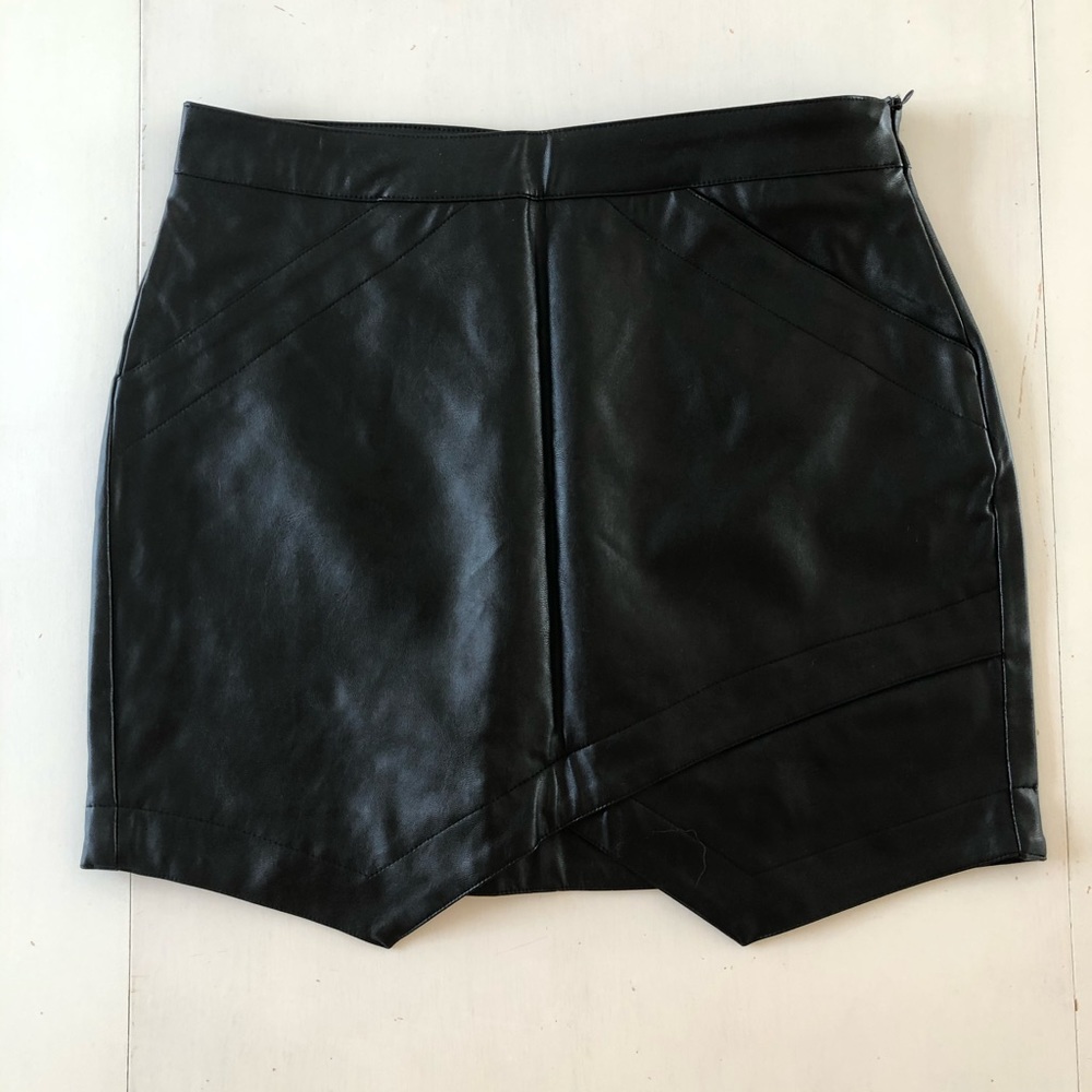 Leather skirt